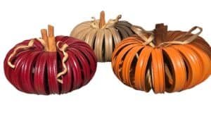 Mason-Jar-Lid-Pumpkins_Halloween Vintage Decorations 