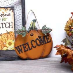 Wood Pumpkin Welcome Sign