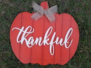Thankful-Pumpkin-Sign_Thanksgiving Decorations